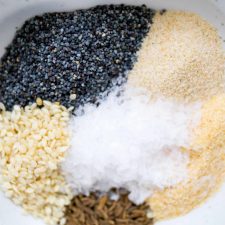 Homemade Everything Bagel Seasoning Liz Moody 